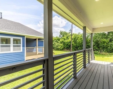 1753 Pasadena Street - Photo Thumbnail 24