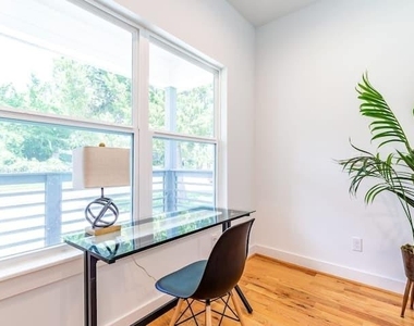 1753 Pasadena Street - Photo Thumbnail 5
