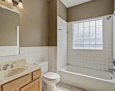 1931 Richmond Avenue - Photo Thumbnail 1