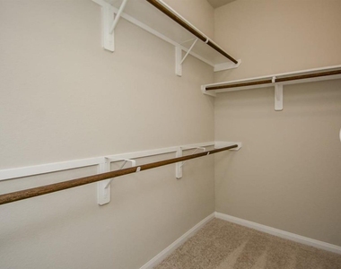 4335 Rosemary Lane - Photo Thumbnail 27