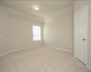 4335 Rosemary Lane - Photo Thumbnail 23