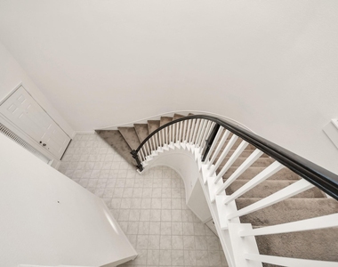 6707 Regatta Park Lane - Photo Thumbnail 9