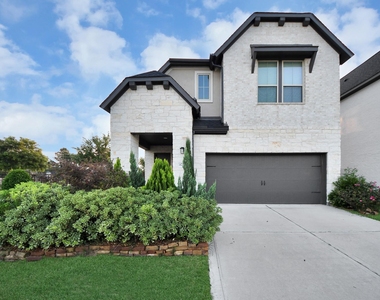 6707 Regatta Park Lane - Photo Thumbnail 7