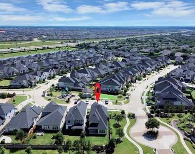 6707 Regatta Park Lane - Photo Thumbnail 3