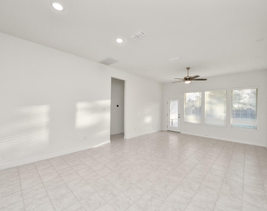 6707 Regatta Park Lane - Photo Thumbnail 31