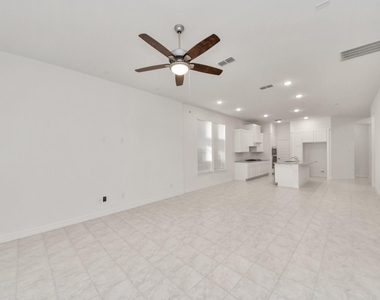 6707 Regatta Park Lane - Photo Thumbnail 37