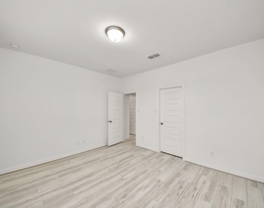 6707 Regatta Park Lane - Photo Thumbnail 27