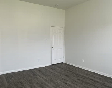 60 Atascadero Drive - Photo Thumbnail 12