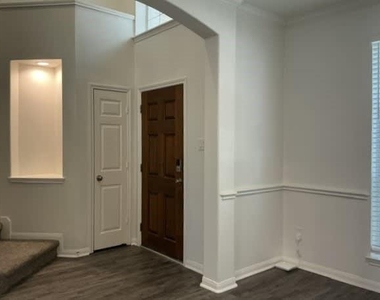 60 Atascadero Drive - Photo Thumbnail 3