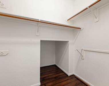 21426 Venture Park Drive - Photo Thumbnail 26