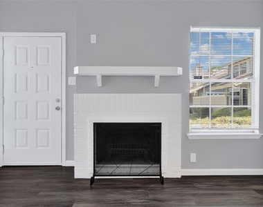 12111 Lemon Ridge Lane - Photo Thumbnail 18