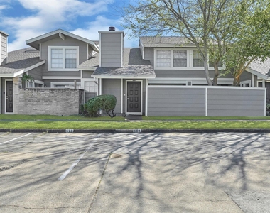 12111 Lemon Ridge Lane - Photo Thumbnail 22