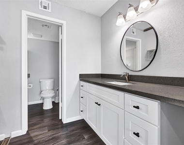 12111 Lemon Ridge Lane - Photo Thumbnail 13