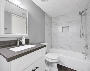 12111 Lemon Ridge Lane - Photo Thumbnail 16