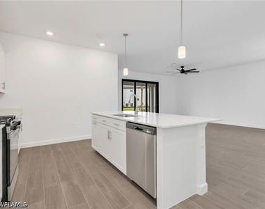 21110 Verawood Loop - Photo Thumbnail 12