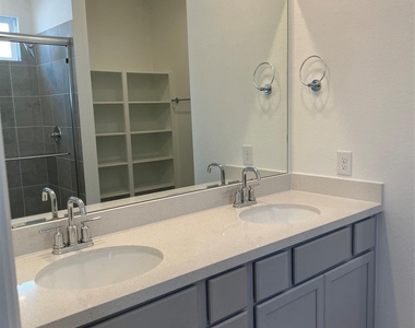 22111 Strathfield Circle - Photo Thumbnail 7