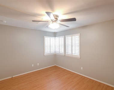 58 Cokeberry Court - Photo Thumbnail 10