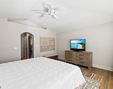1250 Silverstrand Drive - Photo Thumbnail 22