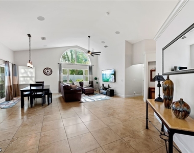 1250 Silverstrand Drive - Photo Thumbnail 4