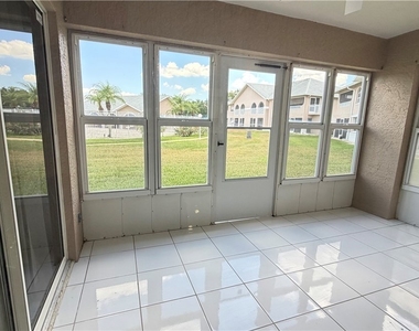 28 Cosmopolitan Drive - Photo Thumbnail 10