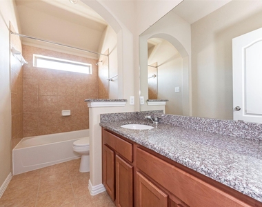 1608 Nacogdoches Valley Drive - Photo Thumbnail 36