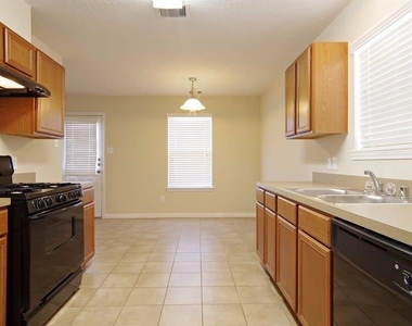 12707 Claradeen Court - Photo Thumbnail 2