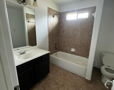 25614 Crisp Spring Lane - Photo Thumbnail 13