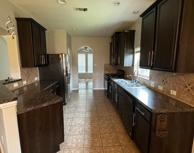 25614 Crisp Spring Lane - Photo Thumbnail 3