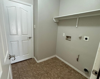 25614 Crisp Spring Lane - Photo Thumbnail 19