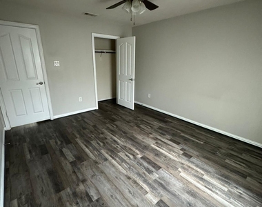 25614 Crisp Spring Lane - Photo Thumbnail 17