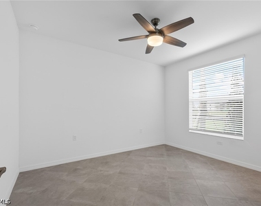 5445 Double Eagle Circle - Photo Thumbnail 13