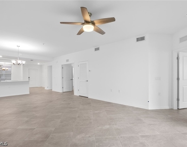 5445 Double Eagle Circle - Photo Thumbnail 7