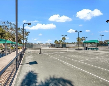 28076 Cavendish Court - Photo Thumbnail 18