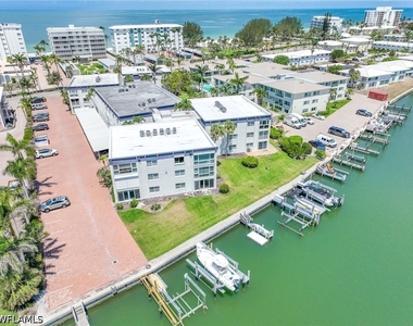 1930 Gulf Shore Boulevard N - Photo Thumbnail 26