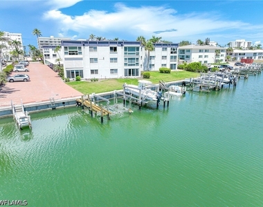 1930 Gulf Shore Boulevard N - Photo Thumbnail 24