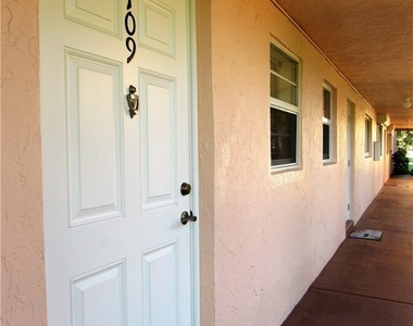 100 Forest Lakes Boulevard - Photo Thumbnail 3