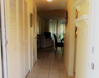 100 Forest Lakes Boulevard - Photo Thumbnail 4