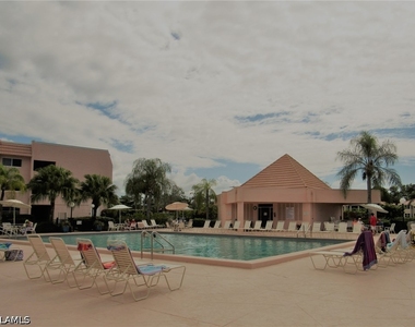 100 Forest Lakes Boulevard - Photo Thumbnail 24