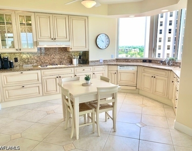 6597 Nicholas Blvd - Photo Thumbnail 9