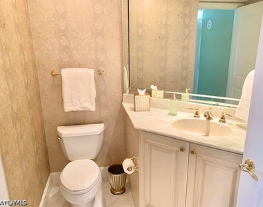 6597 Nicholas Blvd - Photo Thumbnail 21