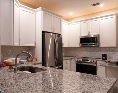 15449 Bellamar Circle - Photo Thumbnail 11