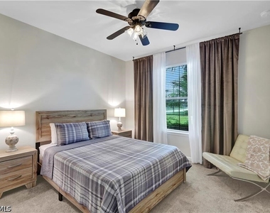7103 Lily Way - Photo Thumbnail 25