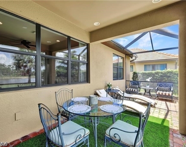 7103 Lily Way - Photo Thumbnail 15