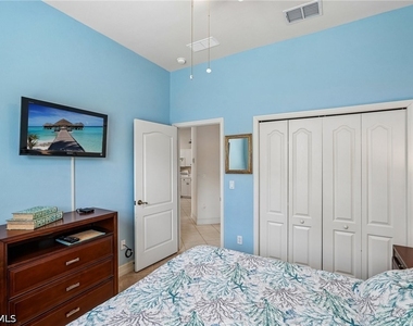 7895 Sanctuary Circle - Photo Thumbnail 18