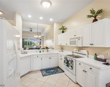 7895 Sanctuary Circle - Photo Thumbnail 2
