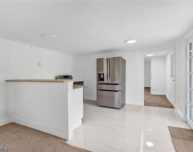 120 Grassy Key Lane - Photo Thumbnail 9