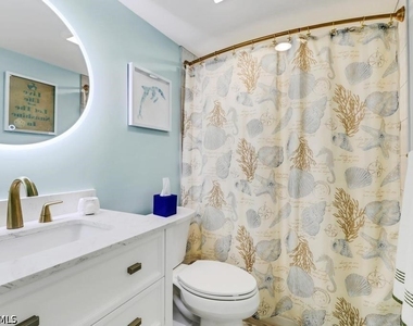 5792 Deauville Circle - Photo Thumbnail 5