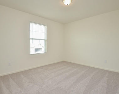 1025 Long Bay Ct - Photo Thumbnail 21