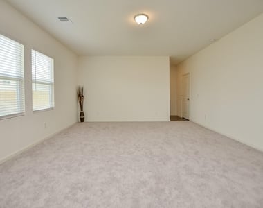 1025 Long Bay Ct - Photo Thumbnail 16