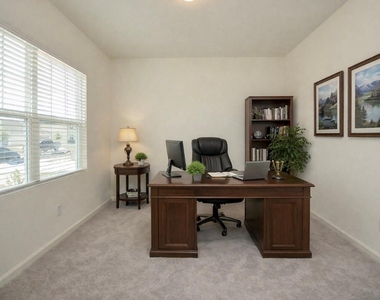 1025 Long Bay Ct - Photo Thumbnail 2